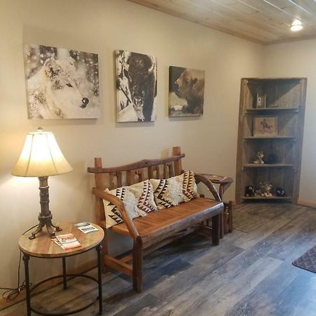 406 Lodge At Yellowstone Gardiner Bagian luar foto